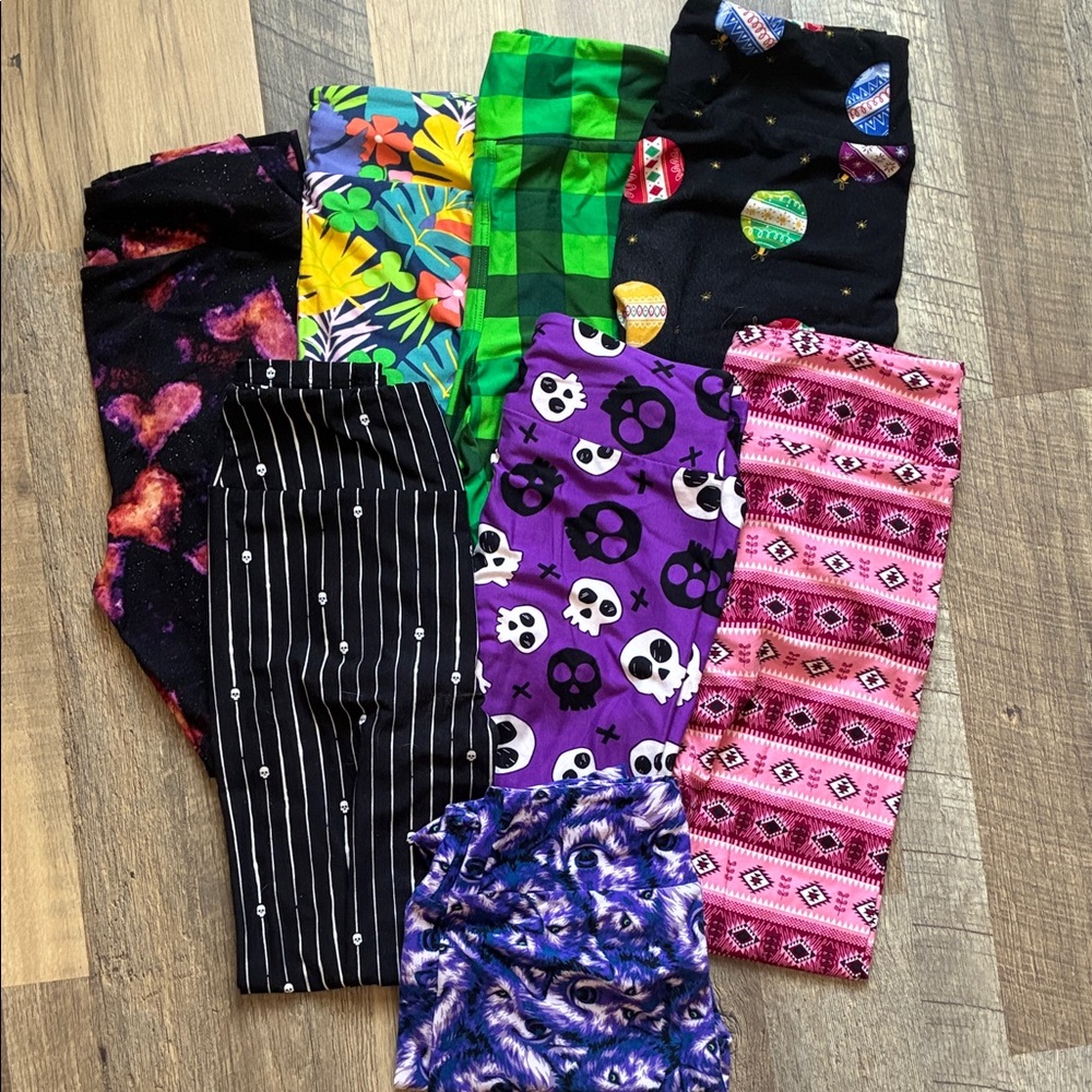 LuLaRoe Colorful Patterned Leggings Set